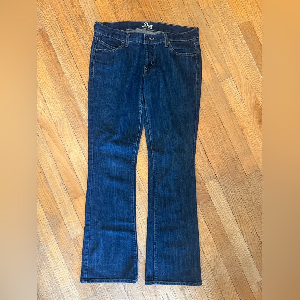 Old Navy The Diva Women’s size 8 Long Dark Blue Boot Cut Jeans New w/o tags